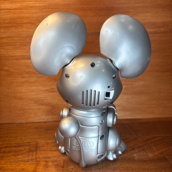 Vintage TEKNO Silver Robotic Electronic Mouse Manley Toy Quest Working - Picture 4 of 12